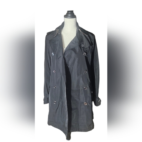 Burberry Trench Coat - Picture 1 of 9